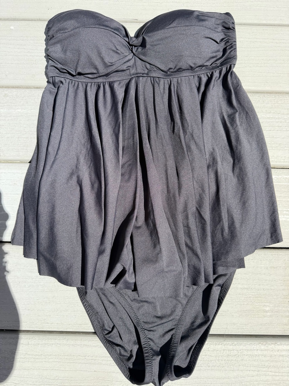 GAP maternity Strapless Swim top & maternity bikini bottoms in black
